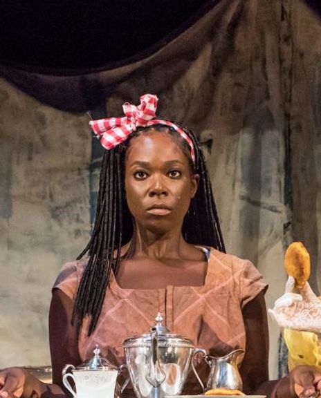 Taylor Vaughan Headshot