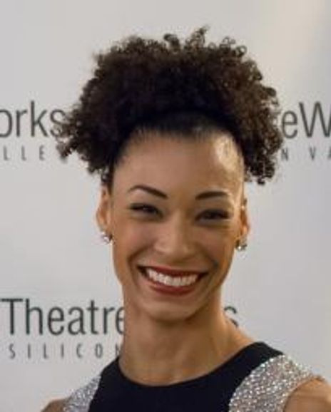 Alison Mixon Headshot