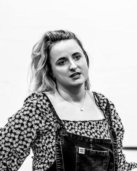 Eleanor de Rohan Headshot