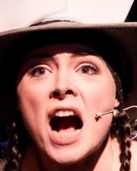 Victoria Lucie Headshot