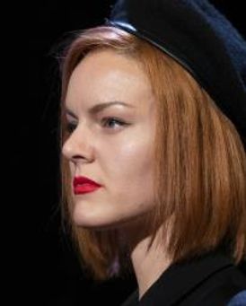 Alexandra Guelff Headshot