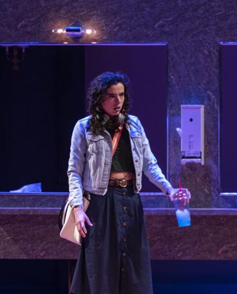 Chloe Baldwin Headshot