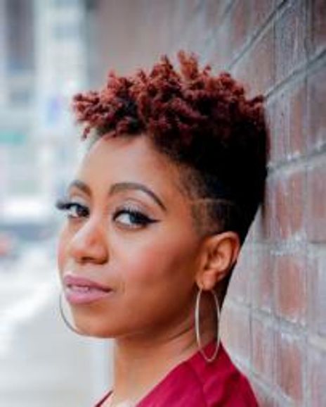Arielle Crosby Headshot