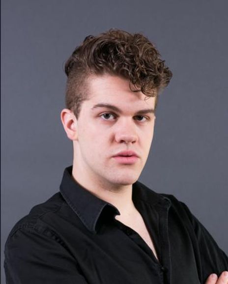 Dean Deffett Headshot