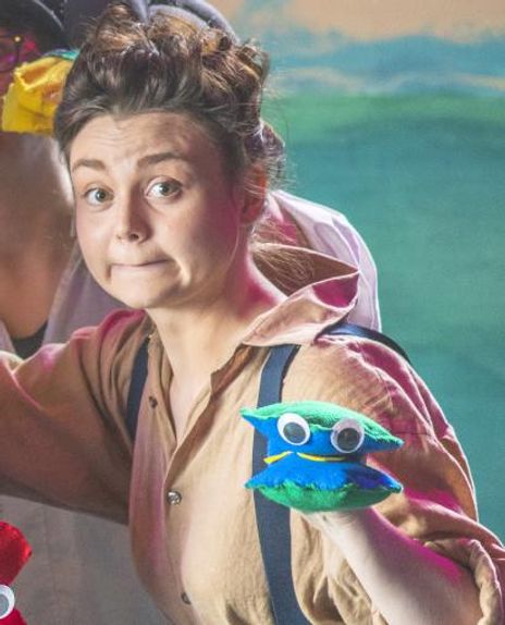 Kelly Robertson Headshot