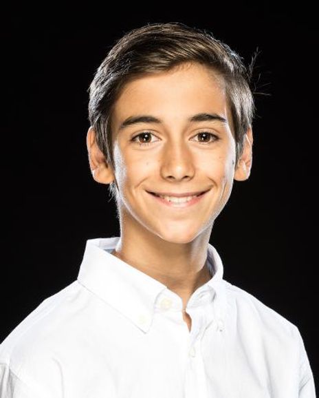 Oscar Purez Headshot
