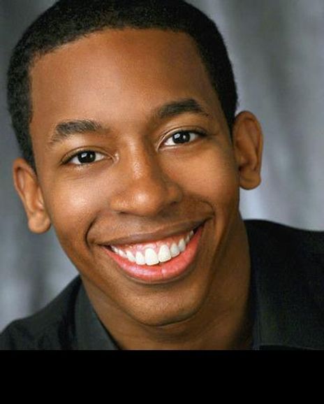 Robert Taylor Jr. Headshot