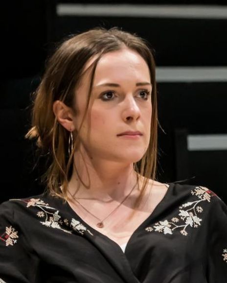 Eleanor Henderson Headshot