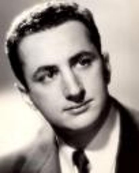 Thomas LoMonaco Headshot