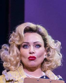 Rita Simons Headshot