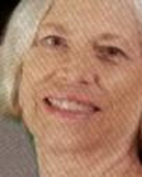 Kate Forton Headshot