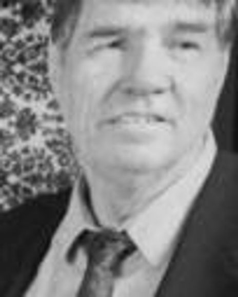Lee Knox Headshot
