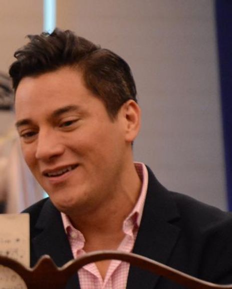 Nicholas Rodrigues Headshot