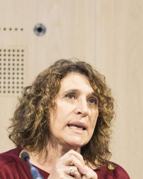 April Deangelis Headshot