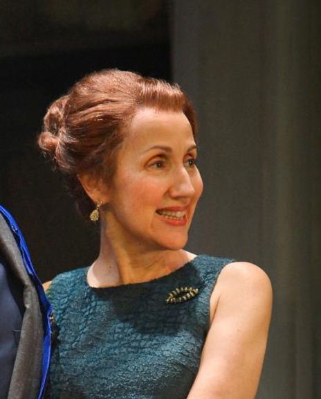 Domenique Lozano Headshot