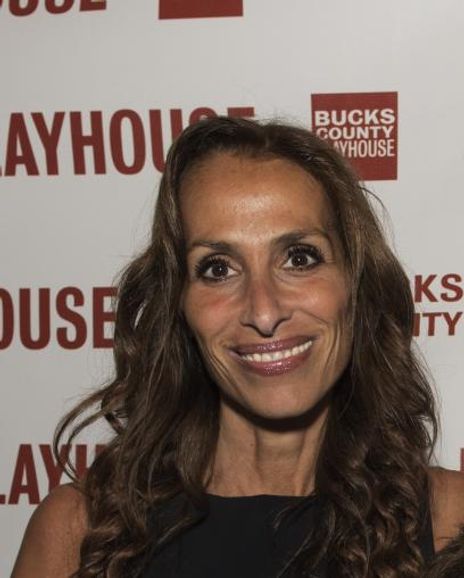 Rose Cailoa Headshot