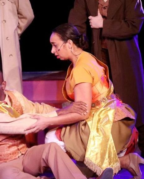 Carian Parker Headshot