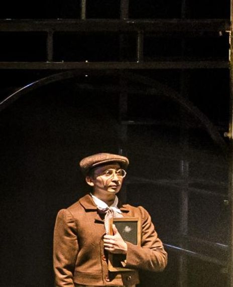 Raphael Cruz Headshot