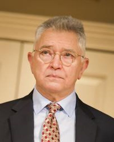 Martin Shaw Headshot