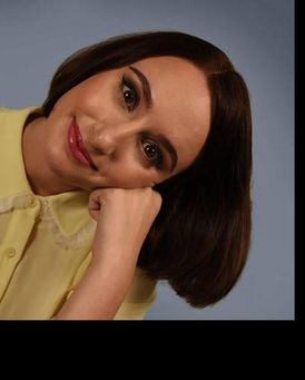 Rachel Ravel Headshot