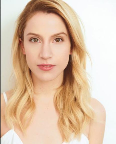 Olivia Vadnais Headshot