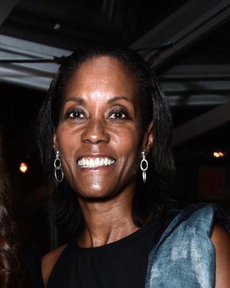 Tracey Nixon Headshot