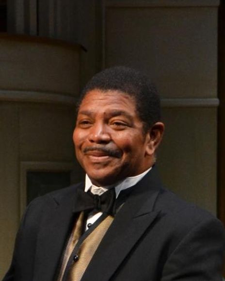 Patric Robinson Headshot