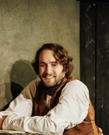 Harriet Turnbull Headshot