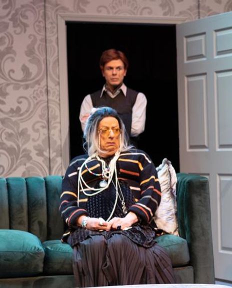 Danne W Taylor Headshot