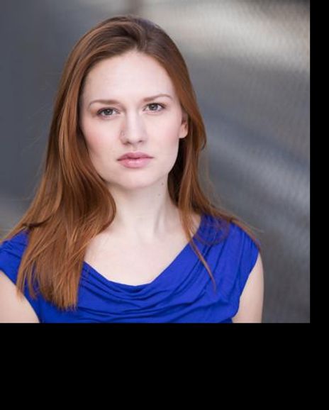 Cerridwyn McCaffrey Headshot