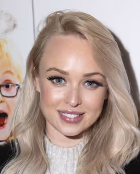 Jorgie Porter Headshot