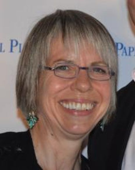 Martha Bromelmeier Headshot