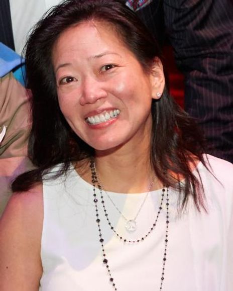 Teresa Tsai Headshot