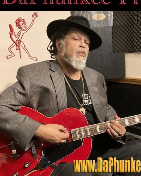 Mwalim DaPhunkee Professor Headshot