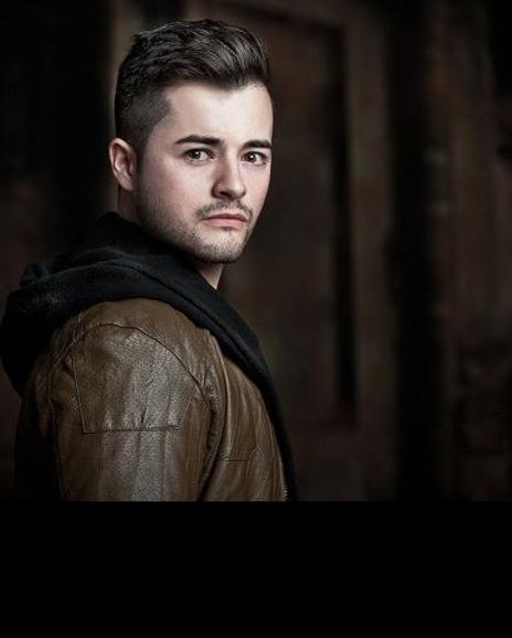 Ethan Chapman Headshot