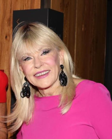 Ruthanne Ruzicka Headshot