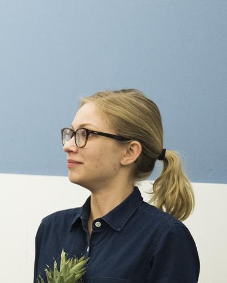 Tavi Gevninson Headshot