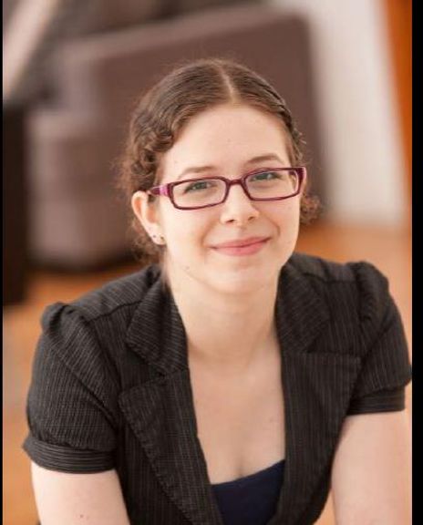 Arianna Soloway Headshot