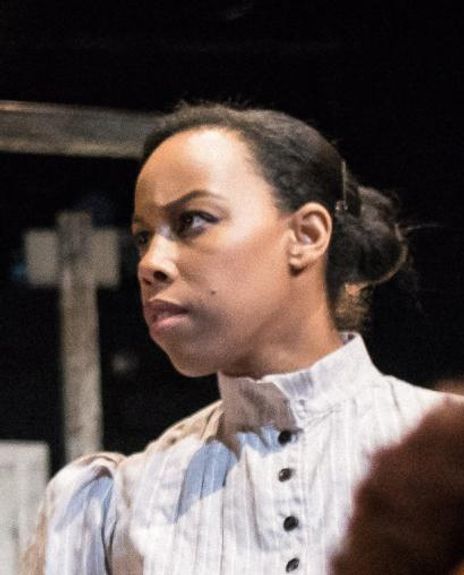 Lisa McConnell Headshot