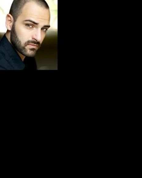 Sean McIntyre Headshot