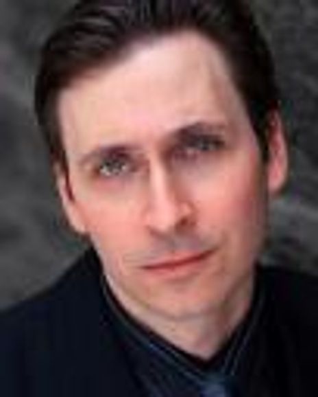 Adam Karsten Headshot