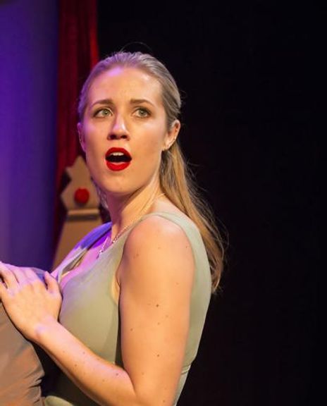 Rachel Addington Headshot