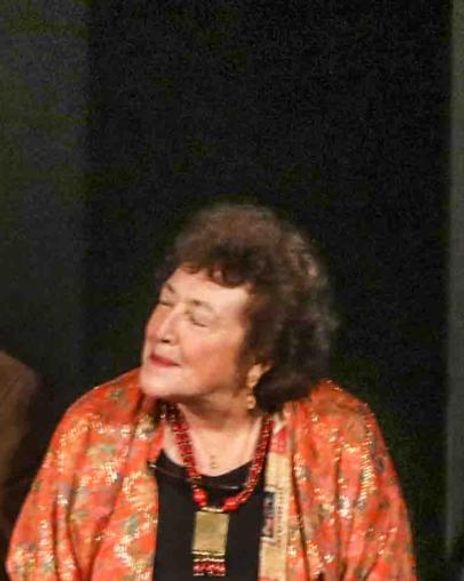 Gloria Miller Headshot