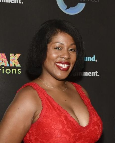 Karen Marie Headshot