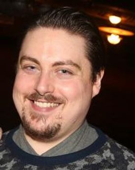 Carlton Moe Headshot