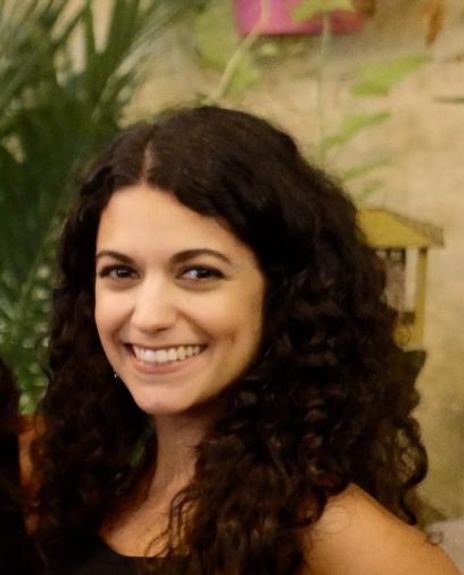 Meredith Antoian Headshot