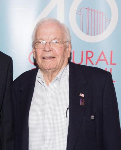 Alexander W Dreyfoos Headshot