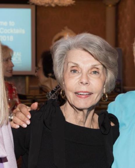 Nancy Marshall Headshot