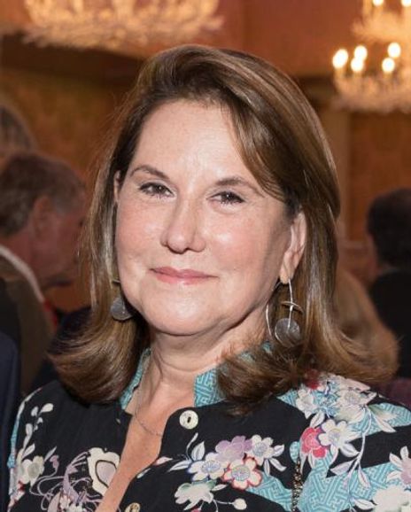 Helen Boehm Headshot