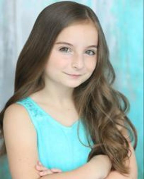 Lily Tamburo Headshot